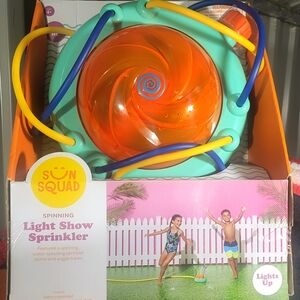 Sun Squad Spinning Light Show Sprinkler